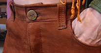 Detail der Lederjeans